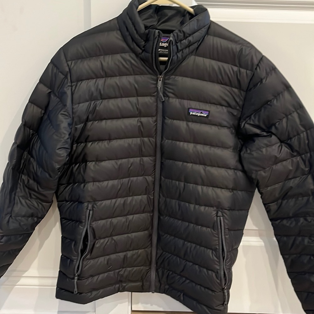 Men’s Patagonia “Down Sweater” Outdoor Jacket